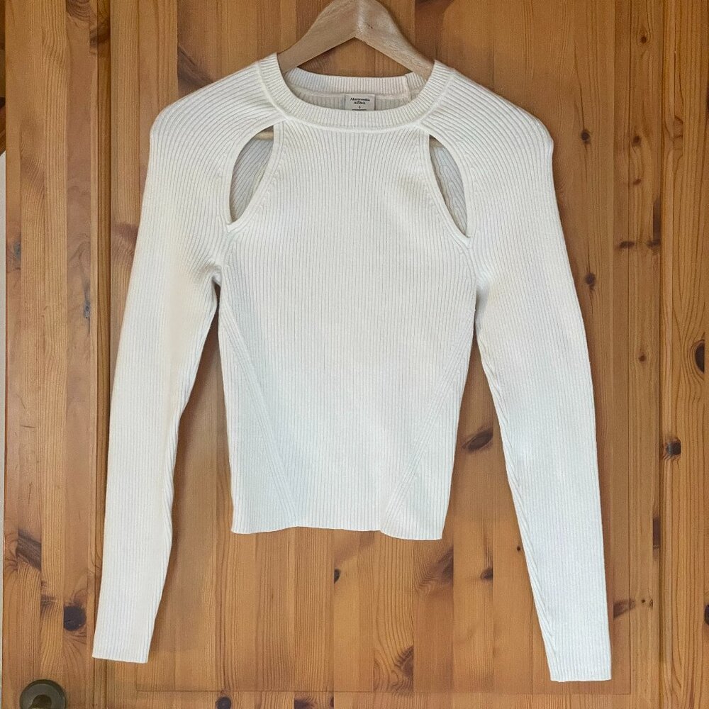 Size S Abercrombie & Fitch White Collarbone Cutout Slim Top